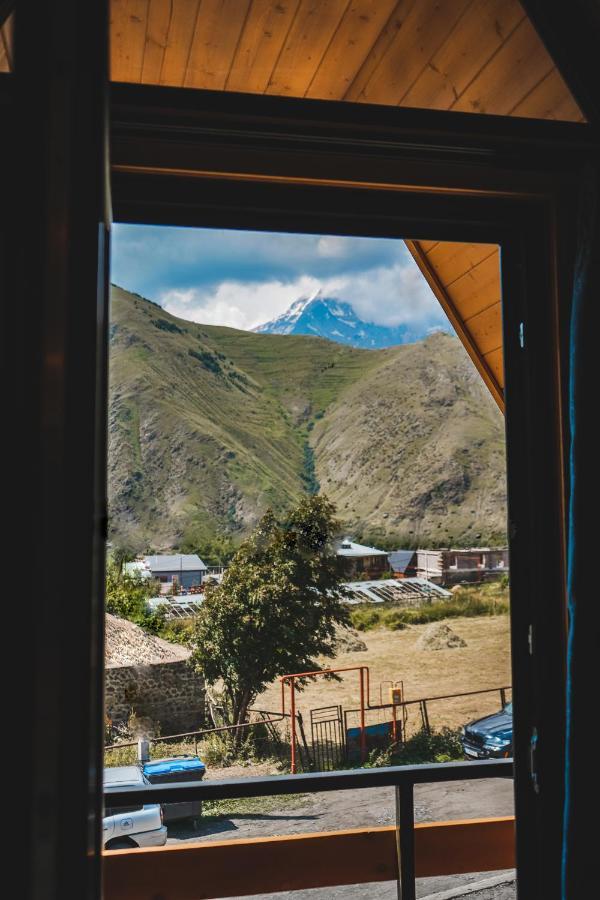 Kazbegi Folk Apartamento Exterior foto